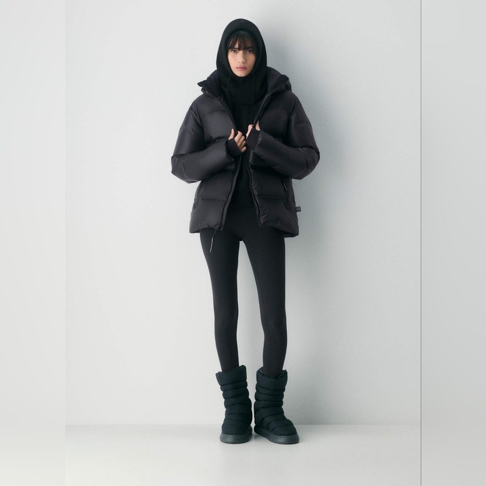 Aritzia The Super Powder Puff™ - PowderDri™